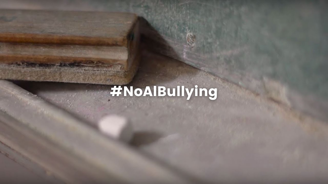 sandmlc's tweet card. Bullying - Cortometraje