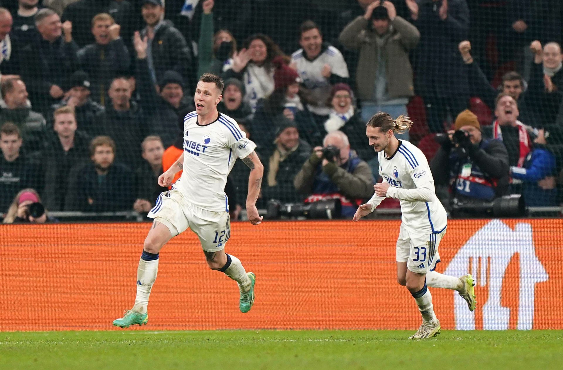 tipsbladet's tweet card. Lukas Lerager forlader FC København ved årets udgang.