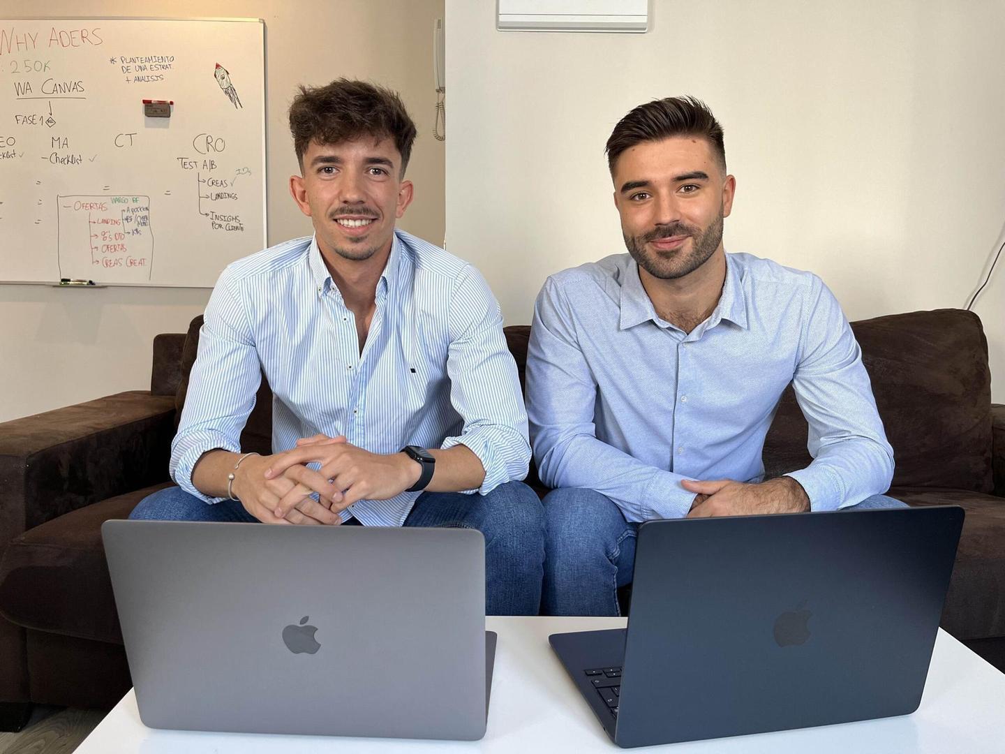 PdelaPublicidad's tweet card. Creas en el destino o en las casualidades, seguro que la historia de estos dos emprendedores te hace replantearte si l