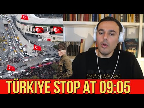 srcasrc43's tweet card. İtalyan, Türkiye’nin 09:05’te Atatürk İçin Durmasını İzliyor
