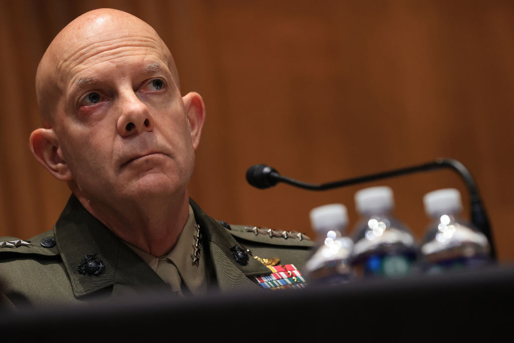 vectoranalytics's tweet card. The Marine Corps' top general emphasized that logistics will be critical in future wars.