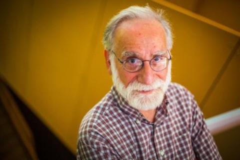 SCSatCMU's tweet card. HCII Professor Robert Kraut and his co-authors earned the CSCW's most recent Lasting Impact Award for their 1988 paper, "Patterns of Contact and Communication in Scientific Research Collaboration."