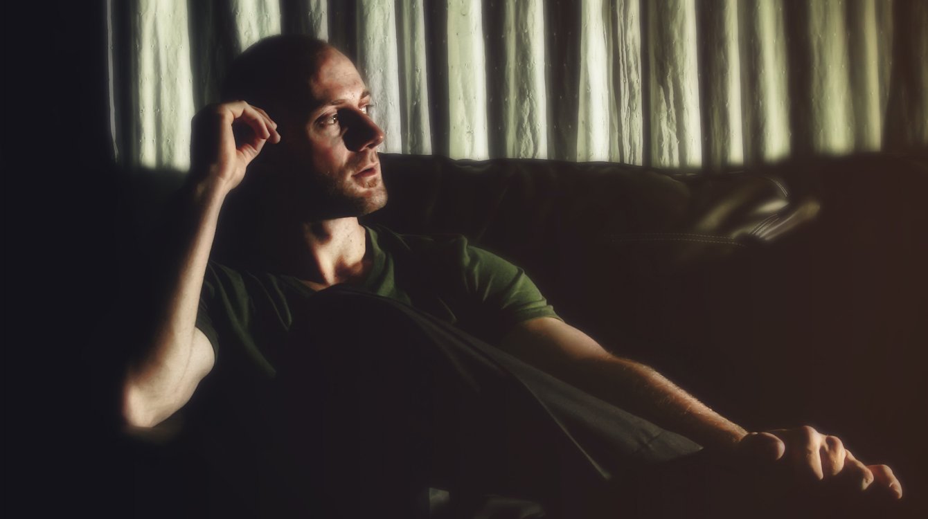 DeSpeld's tweet card. Aanstalten maken, je kunt er maar beter alvast aan beginnen.