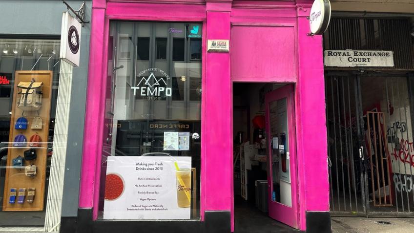 LoopDigi's tweet card. Our landlord is ending our lease on 01/08/23 & rather than close we are looking for a new home - moving is expensive & we need your support!