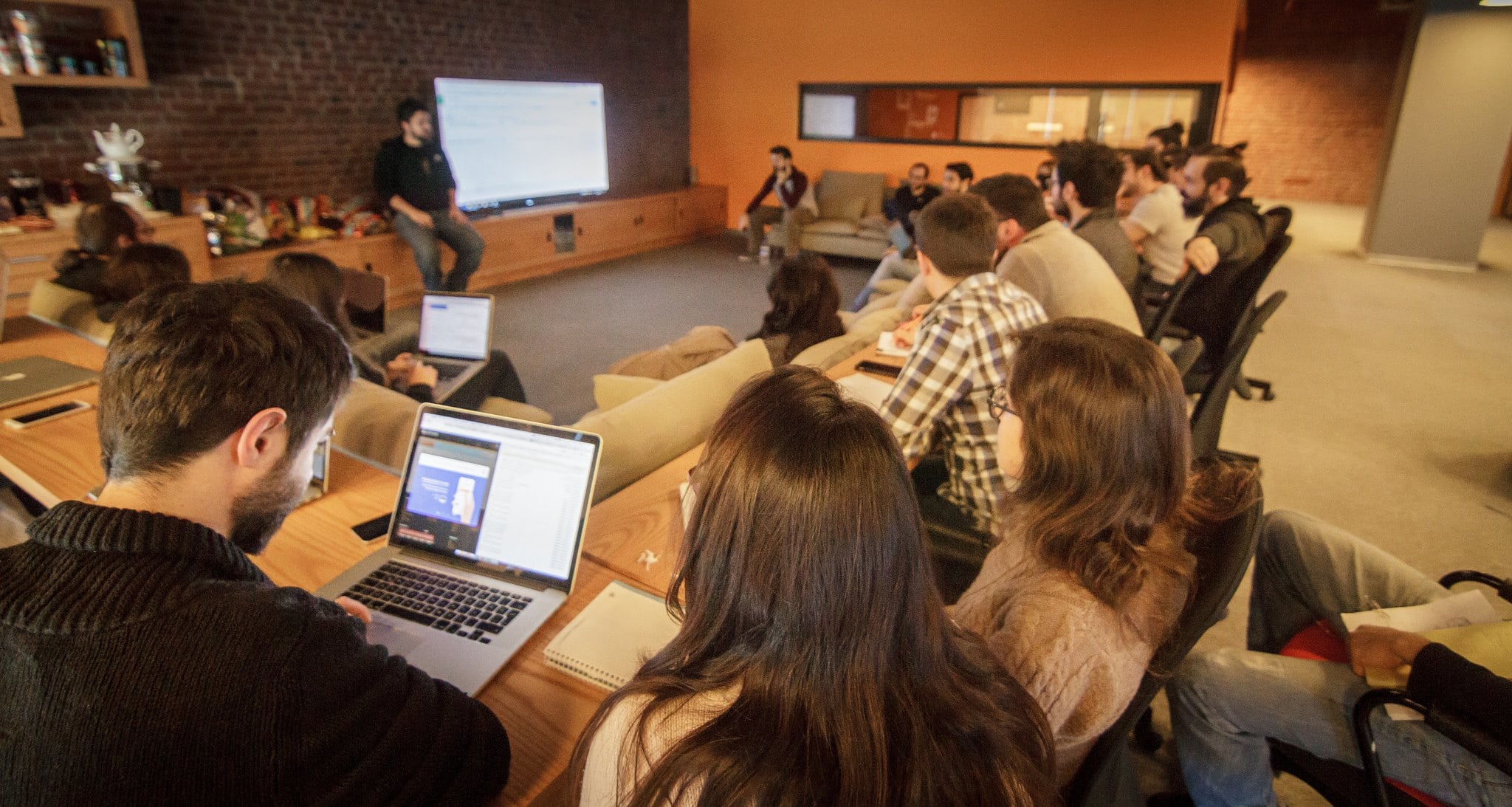 chirrapp's tweet card. JotForm founder, Aytekin ‏Tank, was searching for ways to share his company journey. After some initial success on Medium, he decided to test out Twitter ads as a way to reach new audiences.