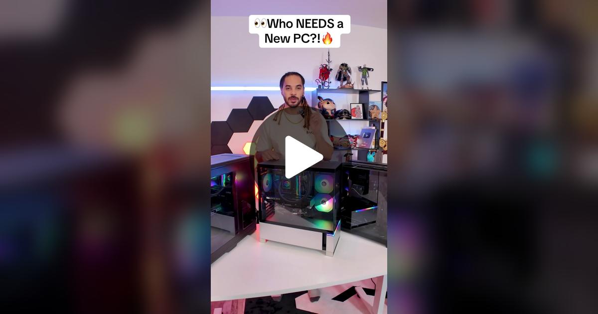 FreeJet's tweet card. 16.1K likes, 9236 comments. “I’ve got an Extra Gaming PC, so one of You guys can have it as thanks for 400k followers! 🔥”