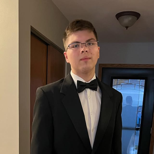 stephbohr's tweet card. Steph Bohr (@stephbohr) • Instagram photos and videos