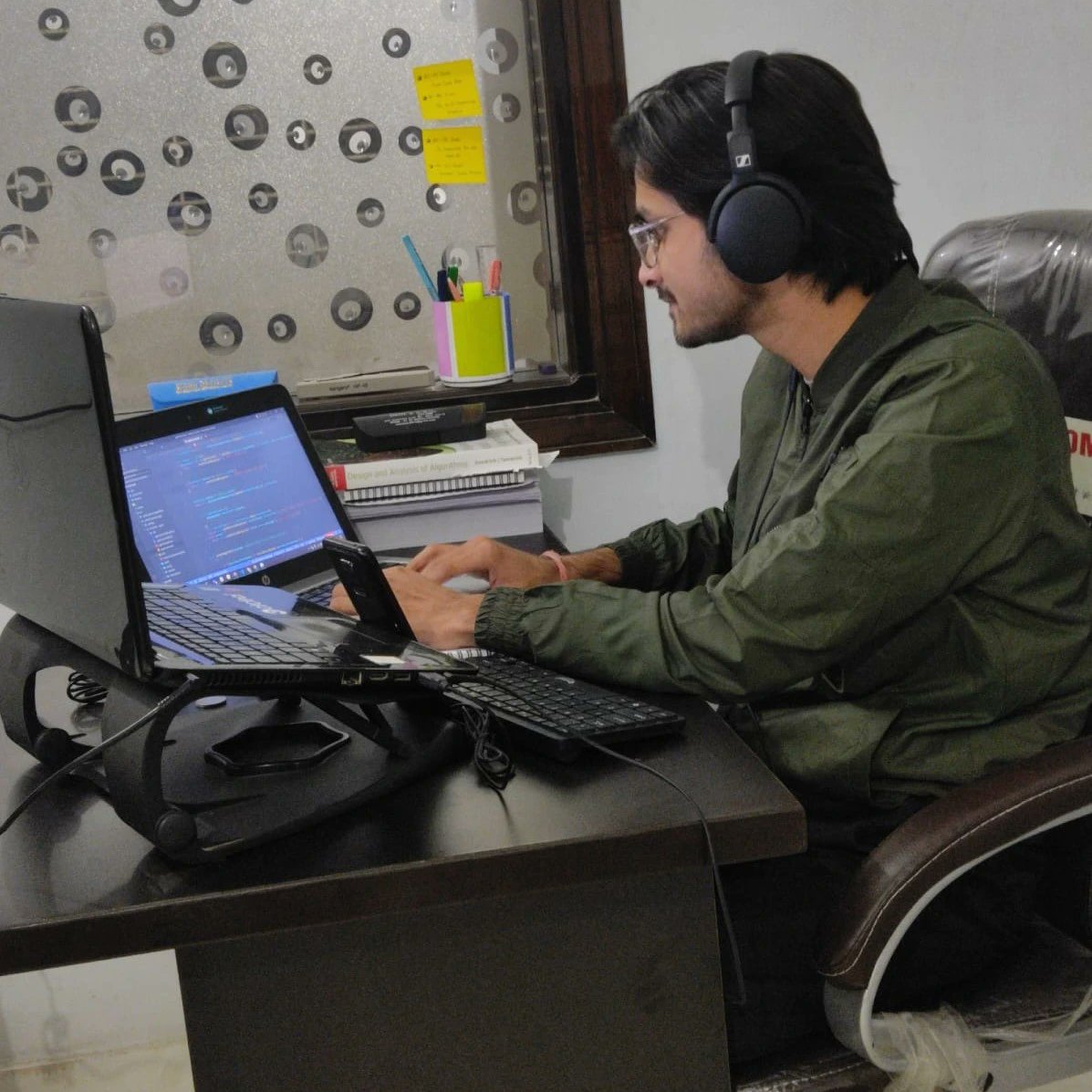 SquaredR7284's tweet card. Full-Stack Developer with 4+ years of experience building scalable web applications.