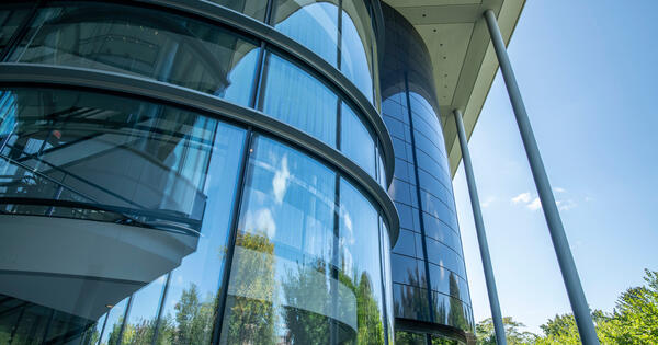 YaleCRC's tweet card. Healthcare practitioners in the MBA for Executives program share the challenges they’re facing as the COVID-19 pandemic unfolds across the United States.