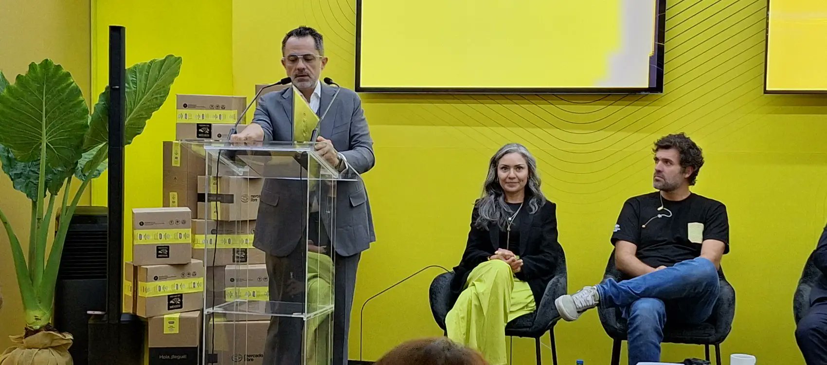 IDConline's tweet card. Iván Escalante destacó que la digitalización fortalece la confianza en el comercio electrónico y protege los derechos de los consumidores en México