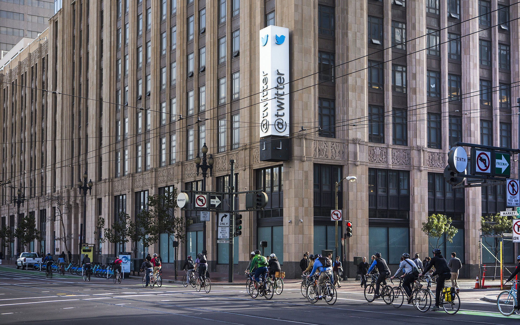 disabilityscoop's tweet card. Twitter is rolling out a new feature aimed at making the platform more accessible to people with disabilities.