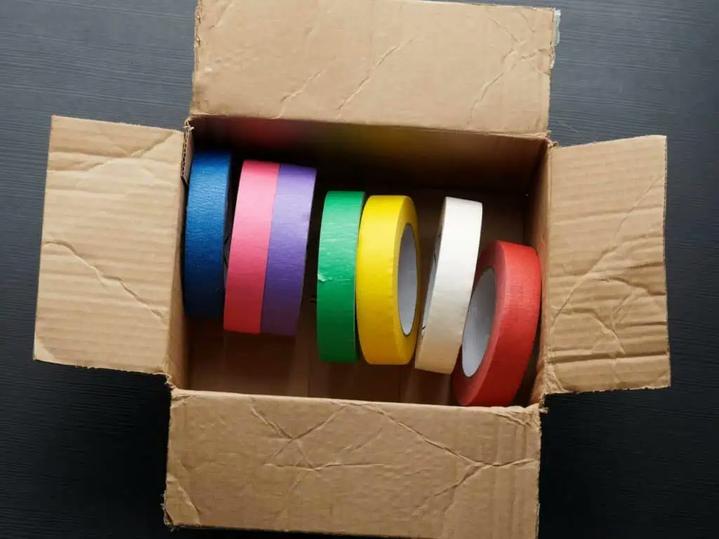 LlcSanta's tweet card. Color coding your boxes may seem like extra work, but it will pay off when you unpack. #packing #movingtips