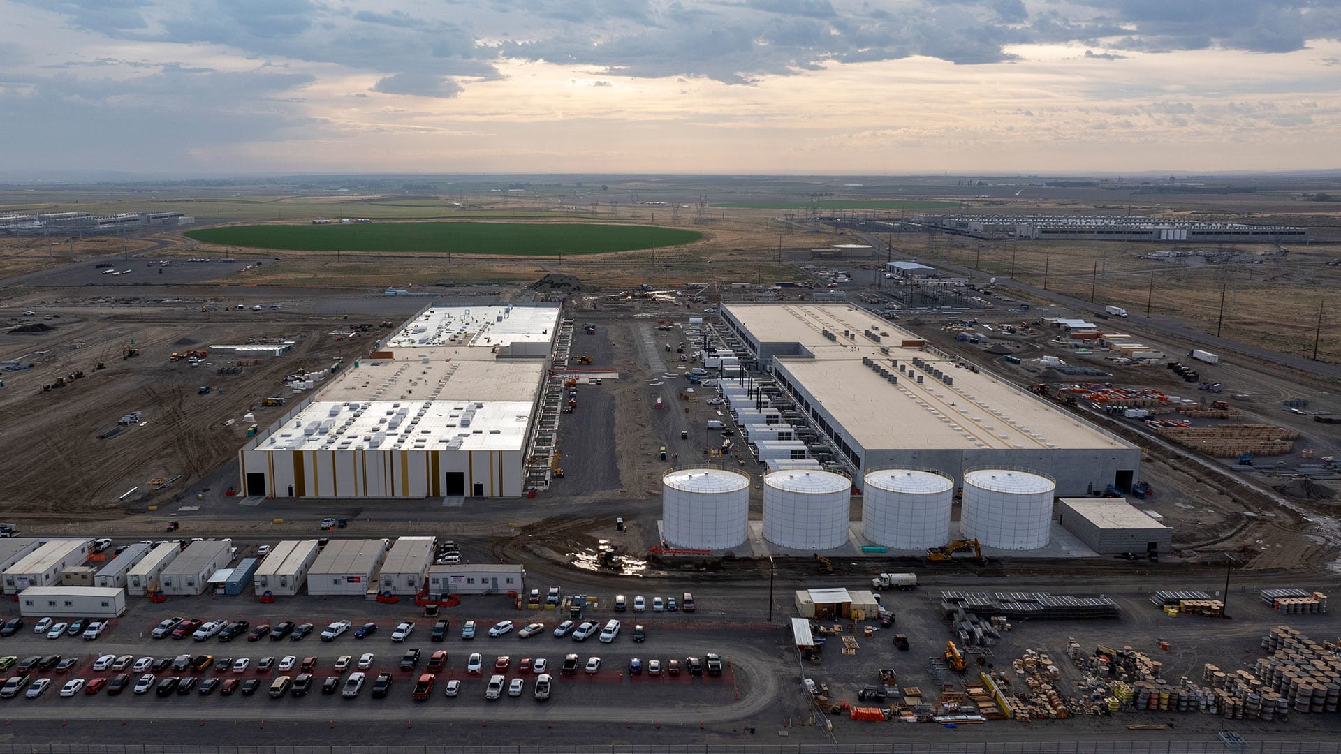 _DailyDoseMedia's tweet card. Some residents are pushing back against data centers and the world's most powerful corporations over concerns about the economic, social and environmental health of their communities.