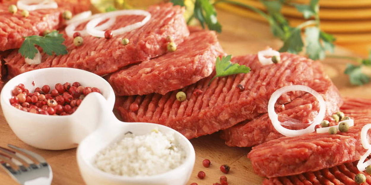 Psycscience's tweet card. TRIBUNE. L’alimentation carnée est plus polluante que les Français ne le pensent, explique le chercheur Laurent Bègue-Shankland, à l’origine du « lundi vert ».