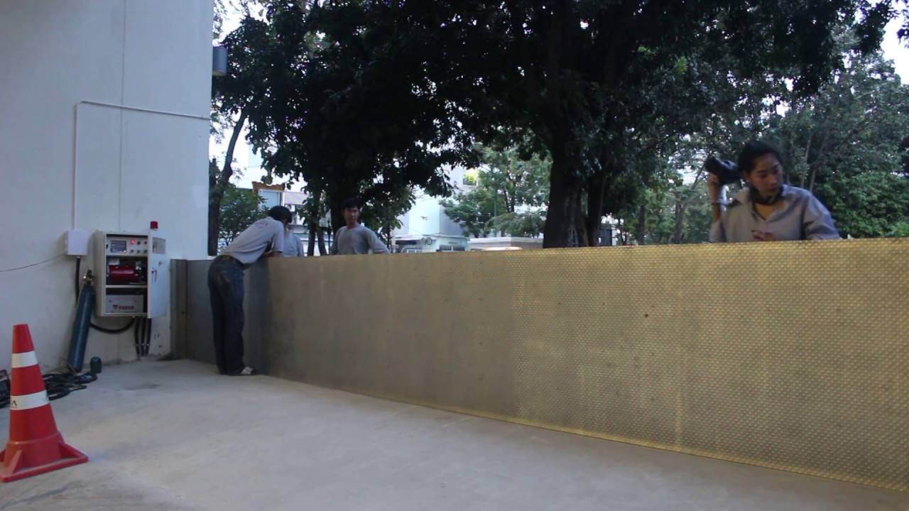 ALULOG_STOPLOG's tweet card. ผนังกันน้ำท่วม Hydraulic Stop Panel