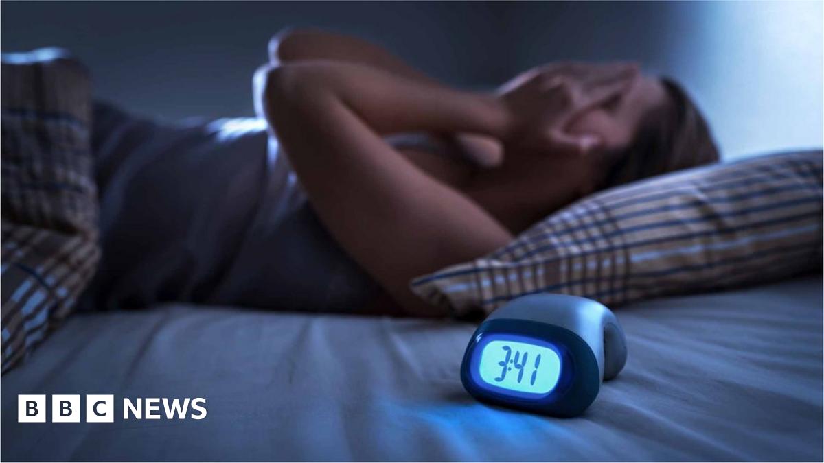 BBCNews's tweet card. More than half the population has struggled with sleep during the lockdown, especially younger people.