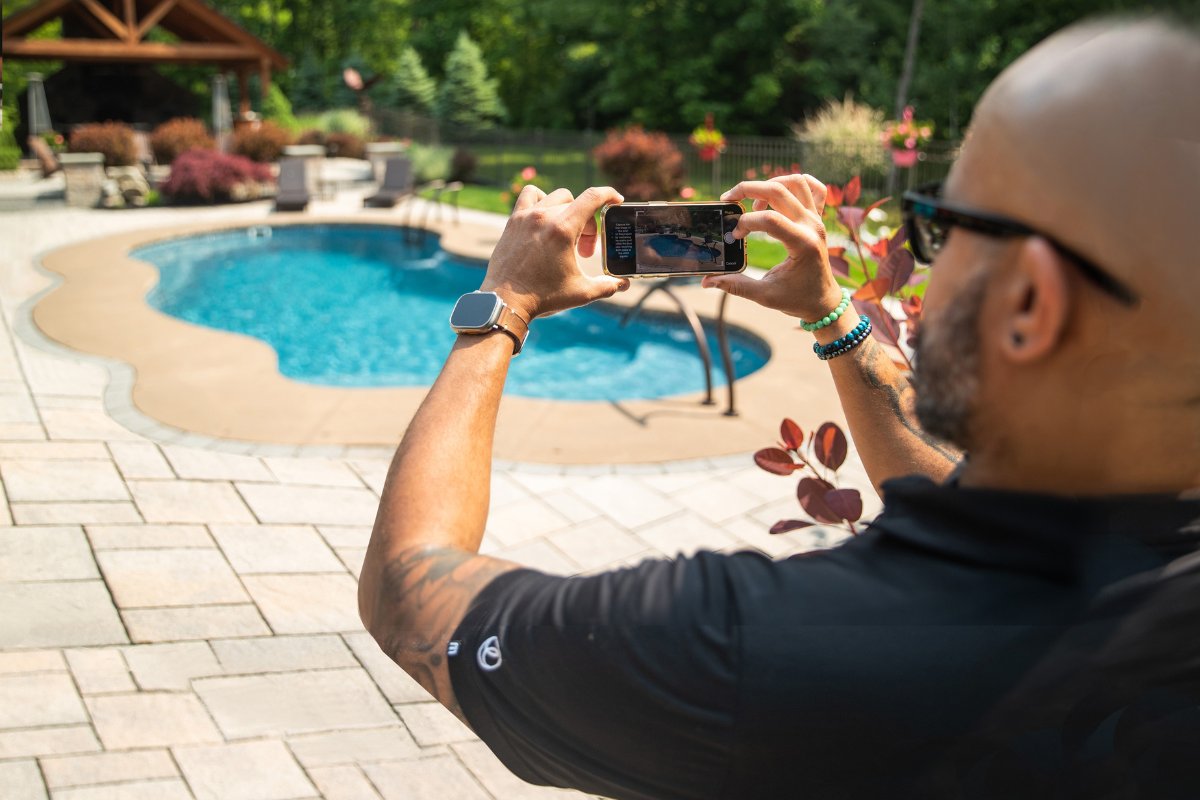 TrigononDevice's tweet card. New technologies are transforming the vinyl pool liner and safety cover measuring process, making it more efficient, accurate and less physically demanding. 