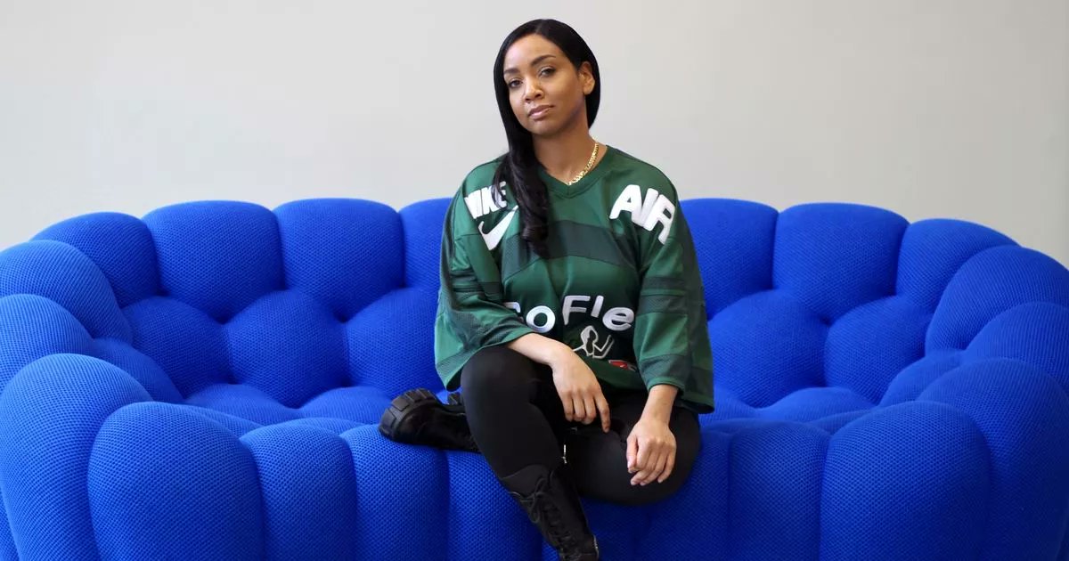 businesslive's tweet card. Founded by entrepreneur Lisa Carter, Discussion Box has established a client base of global tech giants