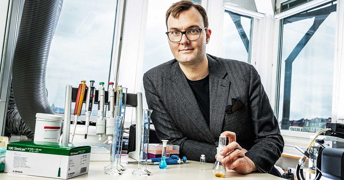 BW's tweet card. Researchers in Sweden have created a molecule that offers a way to trap heat from the sun.