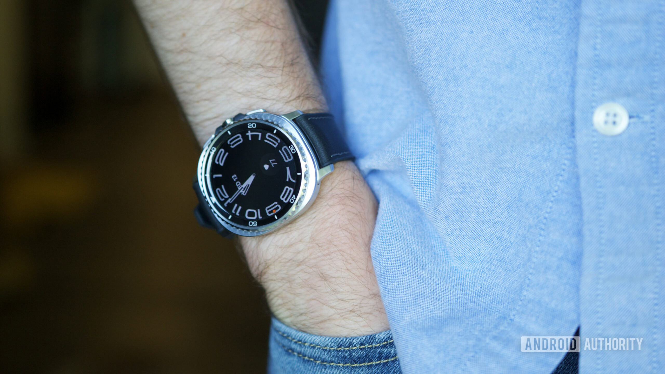 _tech_robot_'s tweet card. The Samsung Galaxy Watch 8 Classic is among the best-looking wearables, but it's usually pricey. Get it on sale while you can!