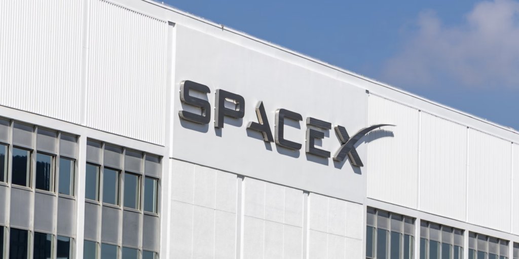 OnLaborBlog's tweet card. John Fry on a district court decision which suggests that the agency should be abolished.