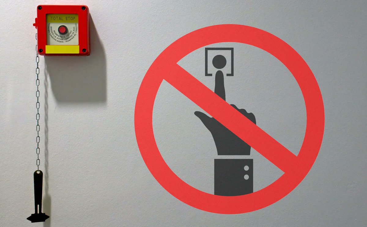 RiskNet_REG's tweet card. Some former regulators see risks in fewer MRA letters, but others welcome streamlining