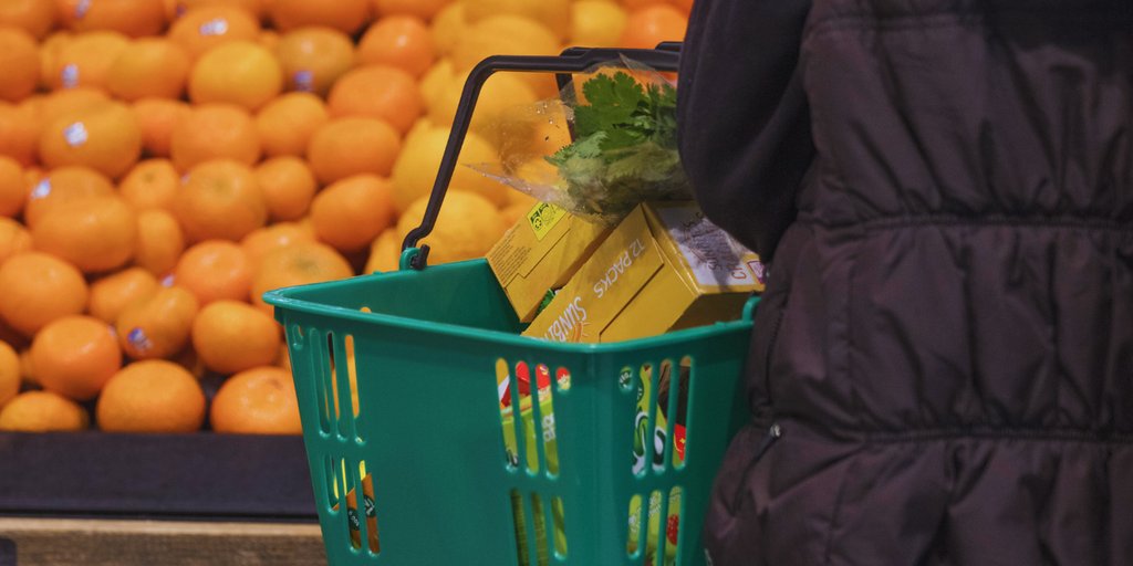 top_projectmngr's tweet card. SNAP fraud costs taxpayers over $102 million as new USDA data reveals 226,000 fraudulent claims nationwide, with Alabama leading in stolen food stamp benefits.