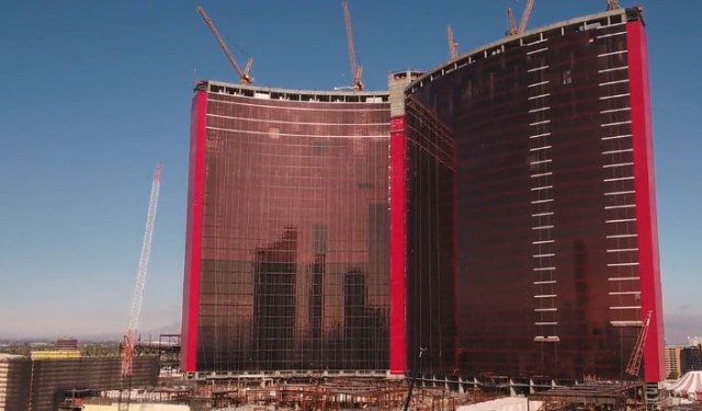 BacAdc's tweet card. A worker on the Resorts World construction site has tested positive for COVID-19.