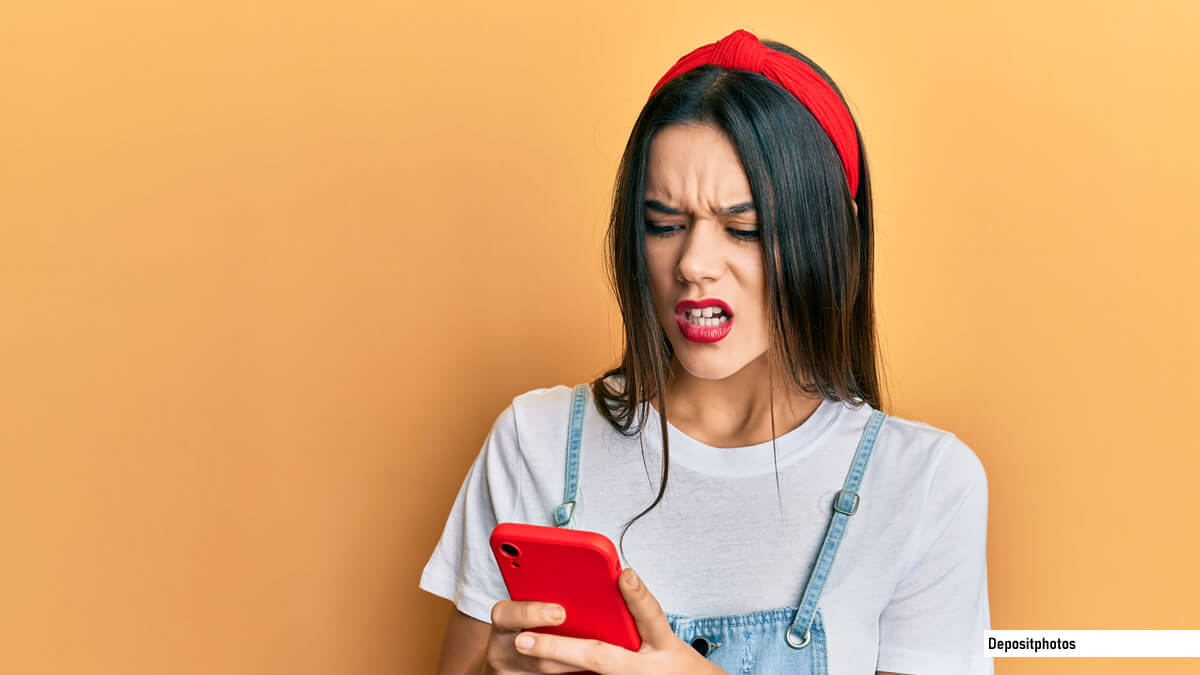 fred_rample's tweet card. Les SMS non sollicités représentent une véritable nuisance. N'hésitez pas à les signaler et à les bloquer sur votre mobile Android ou votre iPhone