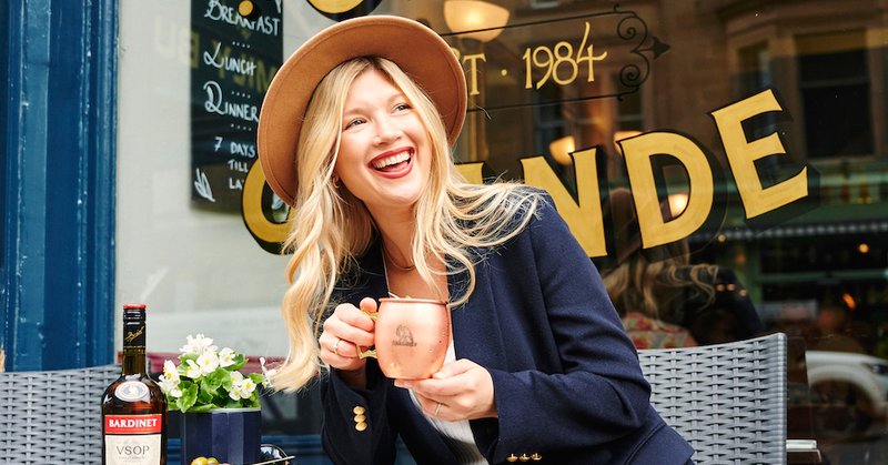 Tweet card summary image