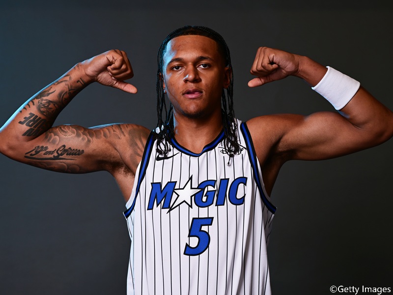 bbking_jp's tweet card. 　10月21日（現地時間20日、日付は以下同）。NBAの全30チームは、2025－26レギュラーシーズンに向けた開幕ロスターを発表し、翌22日に新シーズンが幕を···