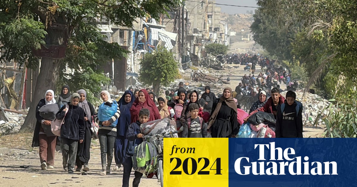 guardiannews's tweet card. Brig Gen Itzik Cohen said in a briefing that few people now remain in the north of the Gaza Strip