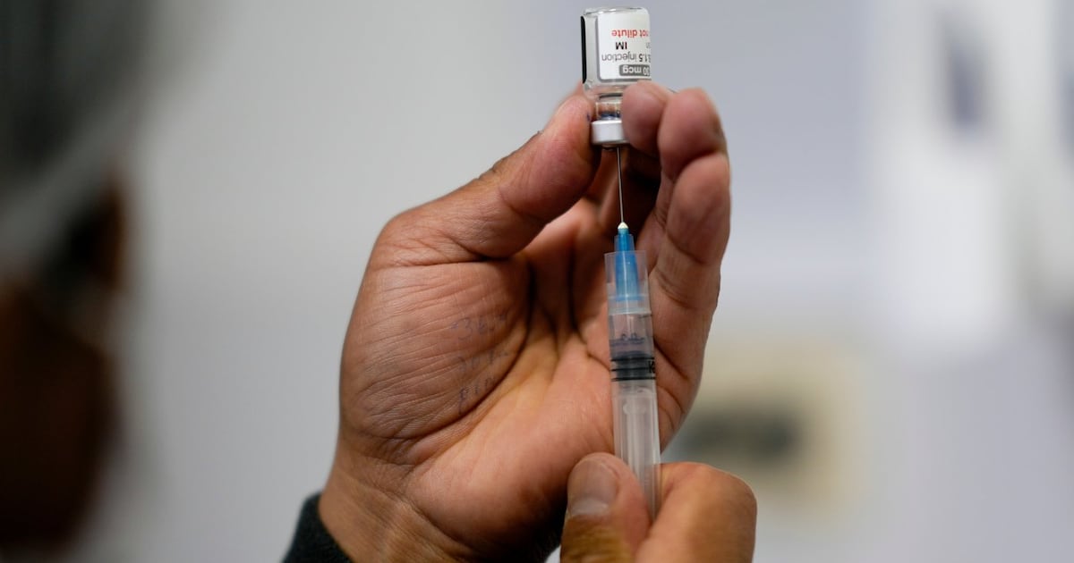 DrIanWeissman's tweet card. The risk of children developing rare but serious heart complications is higher after a COVID-19 infection than after vaccination, according to a new study.