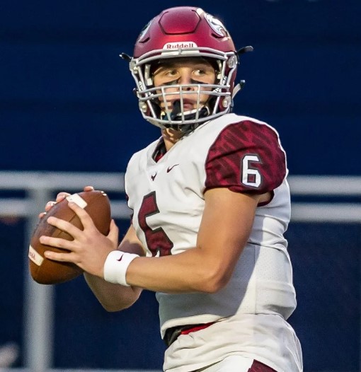 RyneRezac's tweet card. The MOST important and crucial thing in recruiting is your HIGHLIGHT tape. This is your resume! Without film, you can not be recruited! Varsity film is critical!!! Coaches will not waste time watch…