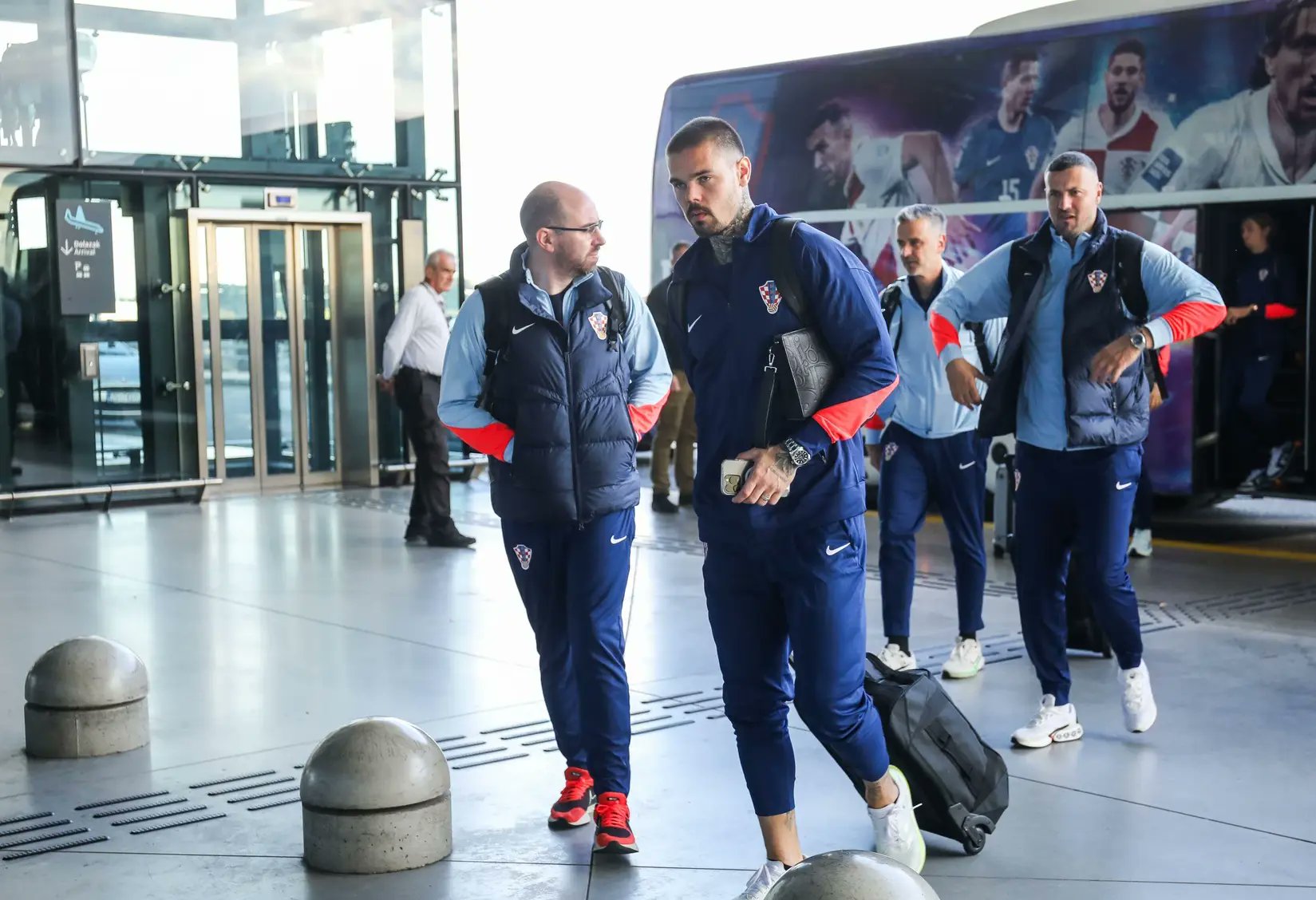 tipsbladet's tweet card. FCK-målmand Dominik Kotarski kommer stensikkert med Kroatien til VM, vurderer medie.