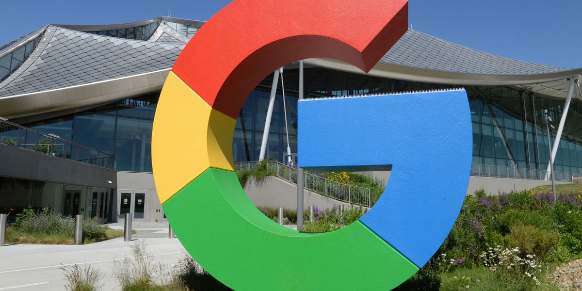 FUTURXGmbH's tweet card. Dank eines speziellen Chips und einer neuen Methode will Google den Weg für die Entwicklung praktisch nutzbarer Quantencomputer zumindest geebnet haben.