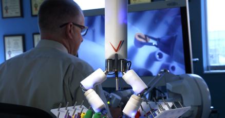 neb_tech's tweet card. Virtual Incision's miniature robot was used for a partial colon removal at Bryan Medical Center.