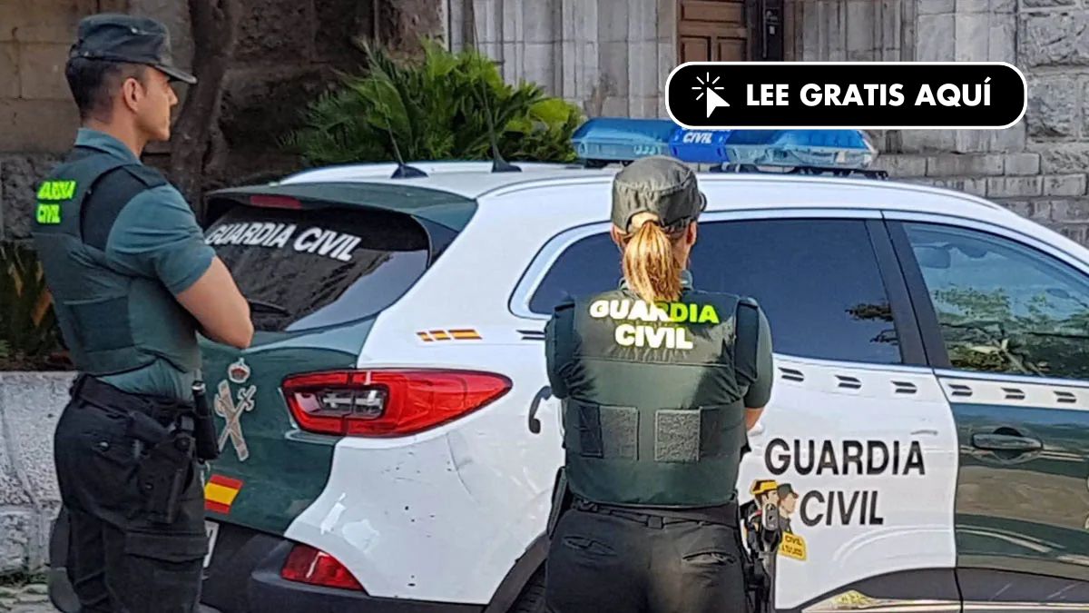 ForodelGC's tweet card. Estupor en la Guardia Civil tras la entrega de los nuevos polos de servicio que la Dirección General adquirió hace un año para todos los agentes del