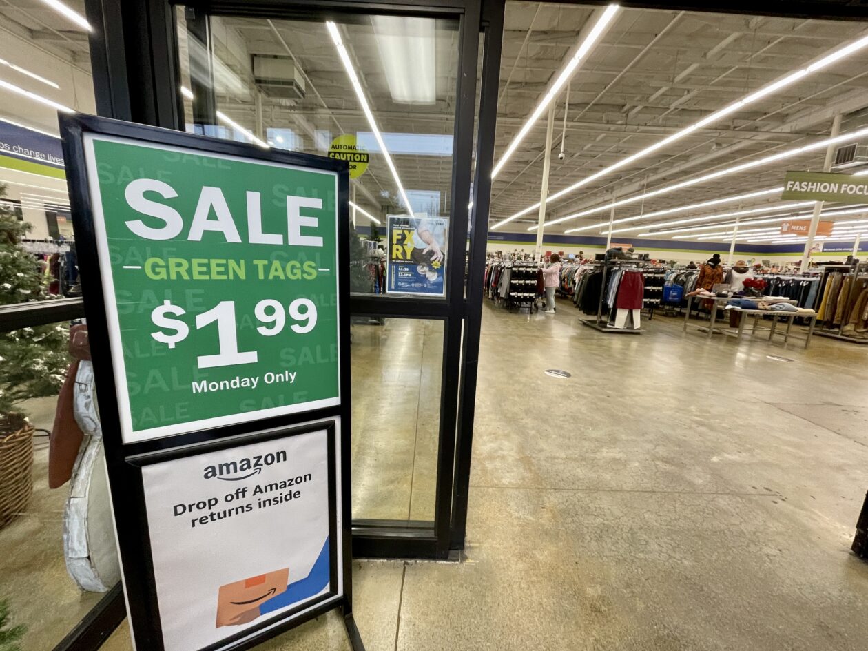 PodeanMTrack's tweet card. It's the latest step in Amazon's push to expand its return network beyond the Seattle tech giant's own brick-and-mortar locations.