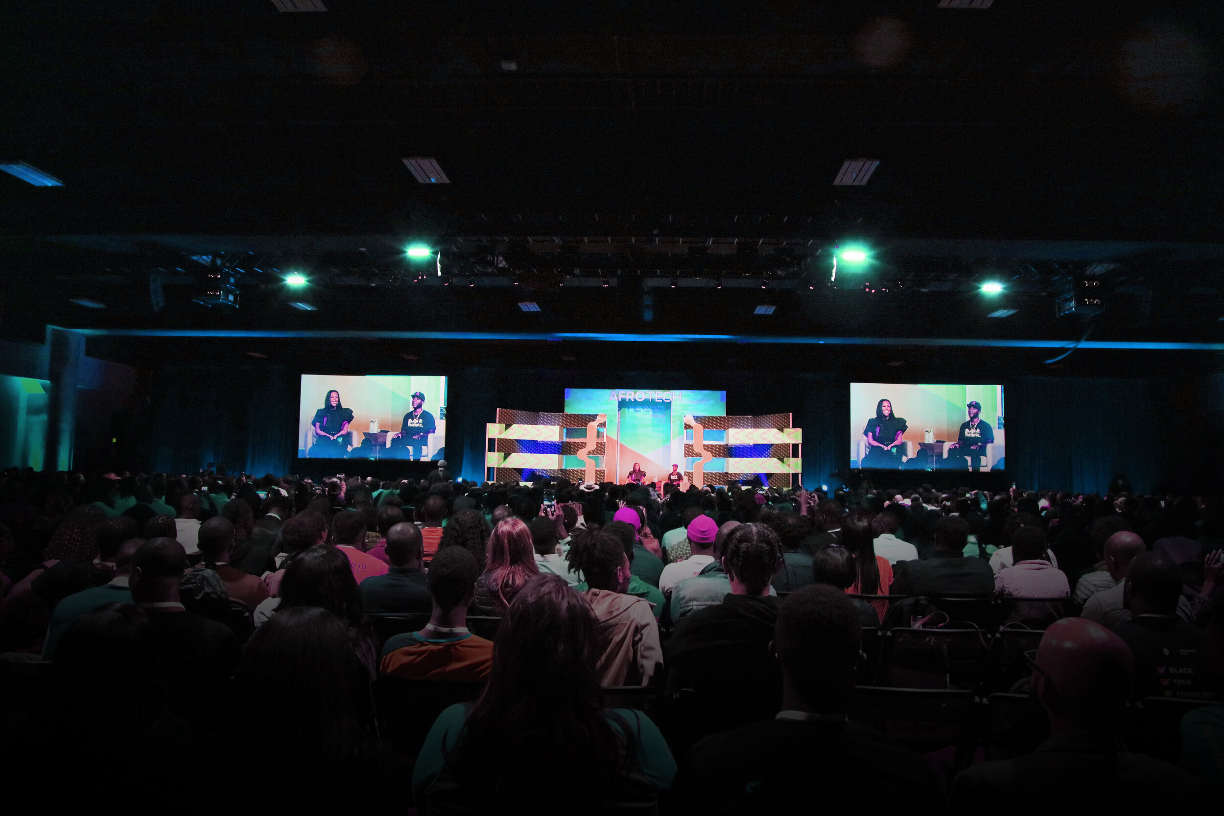 CodeConnect_'s tweet card. People of color are experiencing declining representation in Silicon Valley.