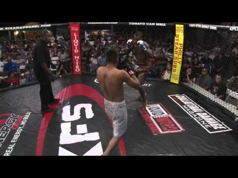 GreggXFS's tweet card. Demarcus Brown (0-0) Bellator Fighter vs Erik Diehl (0-0) debut match