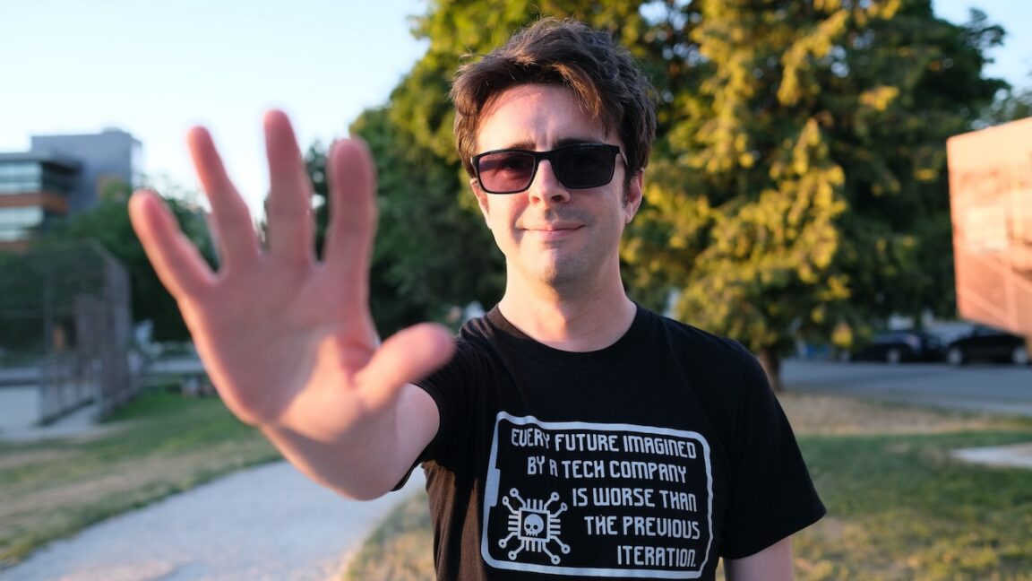 EFF's tweet card. Librarian vows to stop invasive ed tech after ending lawsuit with Proctorio.