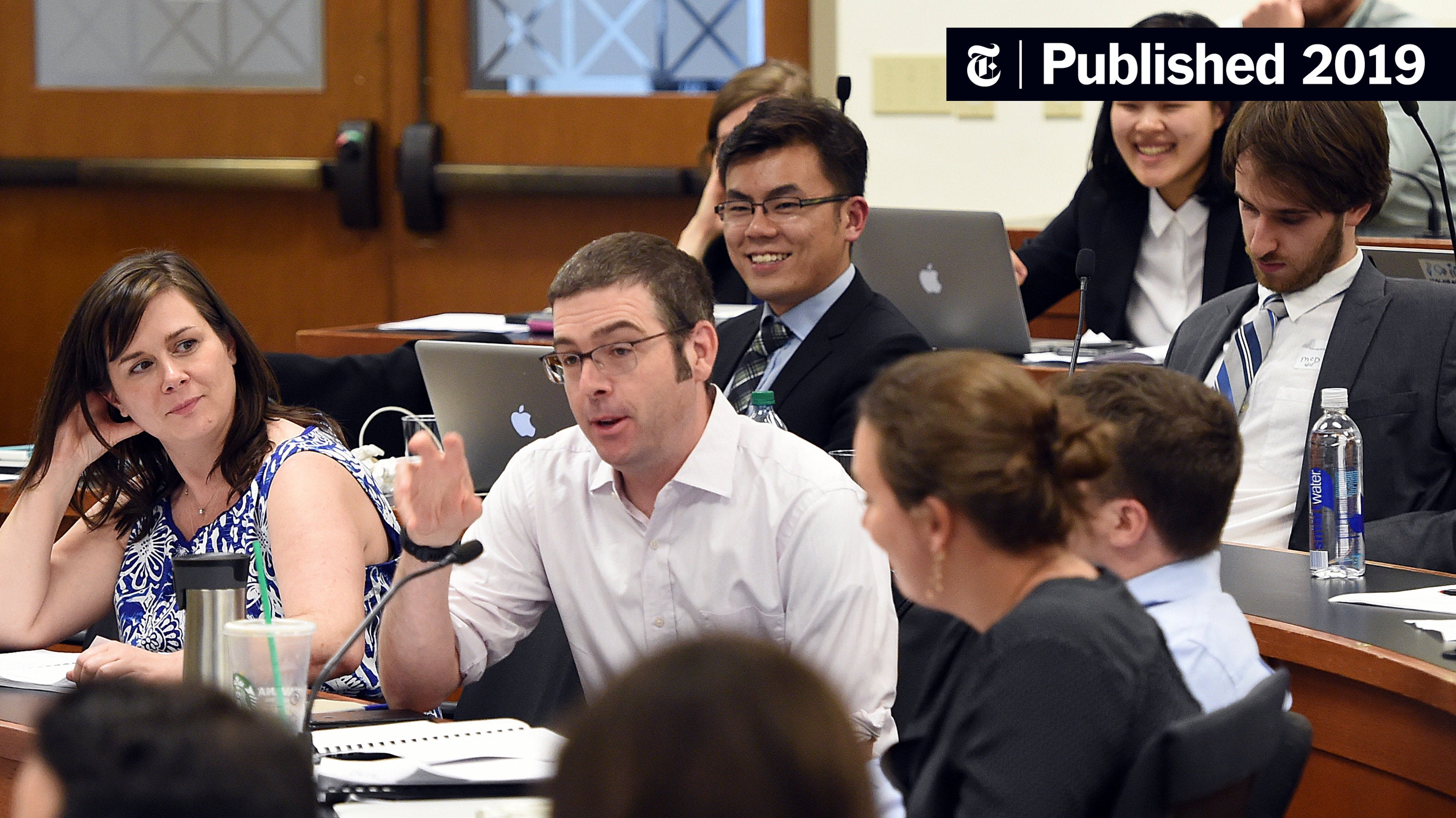 TechshiftA's tweet card. The group, including schools like M.I.T. and Stanford, aims to train the next generation of leaders to develop and regulate technology for the public good.