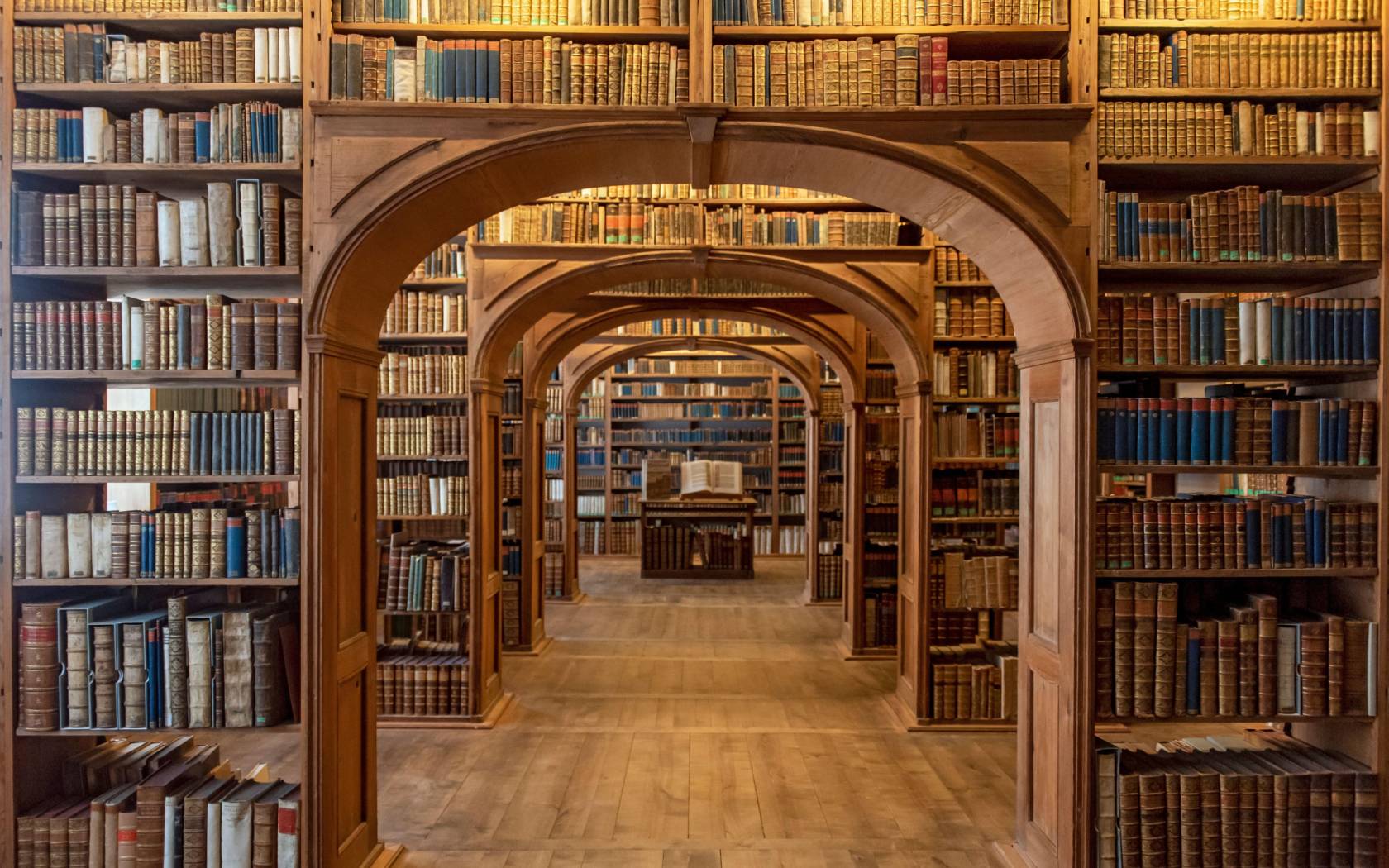 SustainHistory's tweet card. The substitution of Large Language Models for genuine thinking is a generational threat. At stake is no less than the life of the mind.