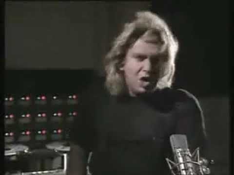 WebolfGames's tweet card. Farrugia "vous me subirez"