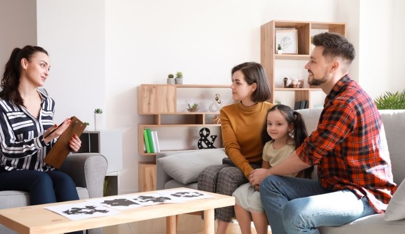 Sertifikauzmani's tweet card. Şema Terapi Sertifikası Nasıl Alınır? İnsan davranışlarının ve duygusal tepkilerinin kökenlerini anlamak, psikoloji biliminin en temel uğraşlarından biridir.