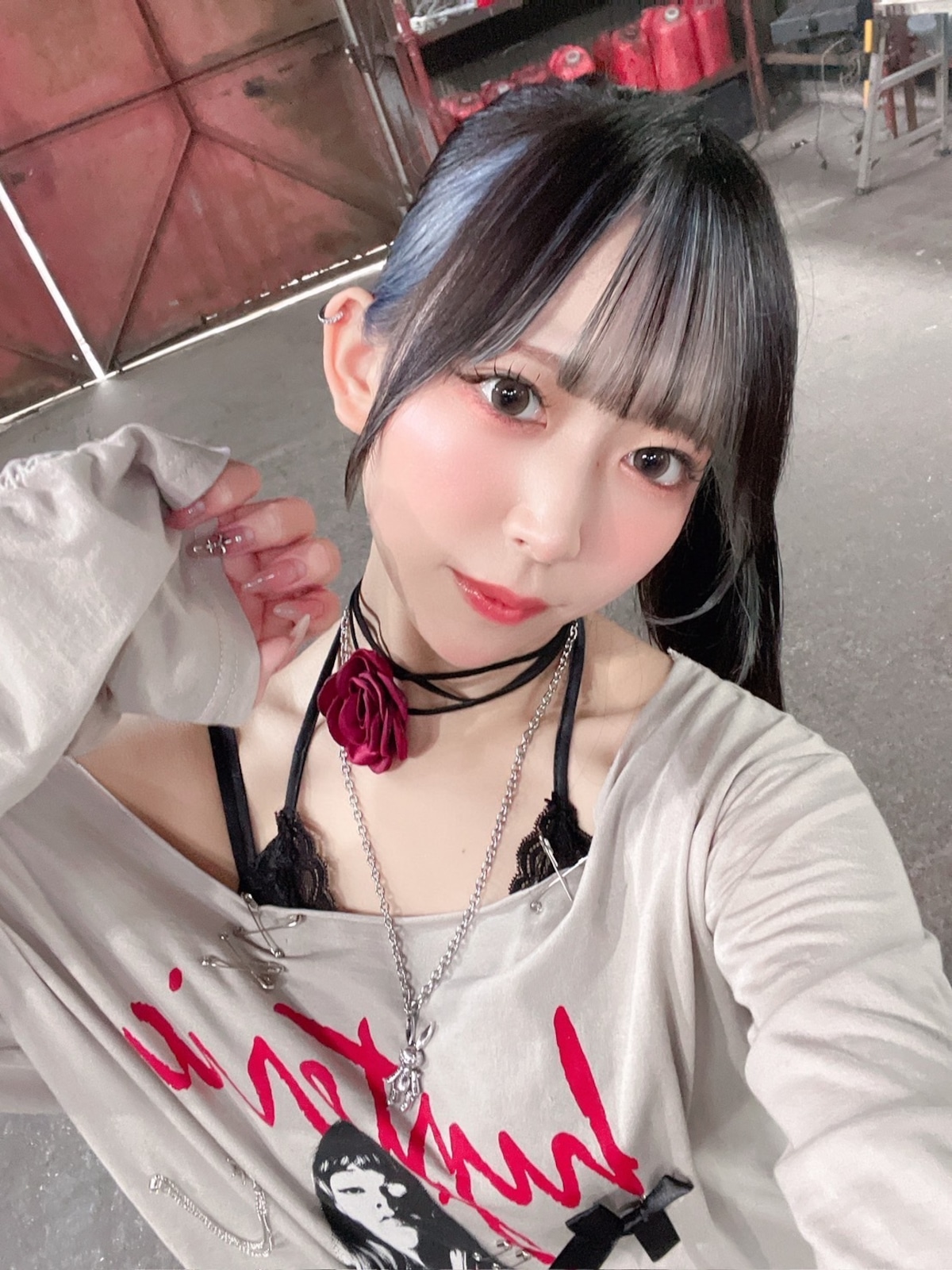 vim_kohina's tweet card. 羽月こひなのコメント入りチェキとなります。お宛名、サイン、コメント、日付が入ります。備考欄にチェキに記入させていただきますお宛名をおねがいします。