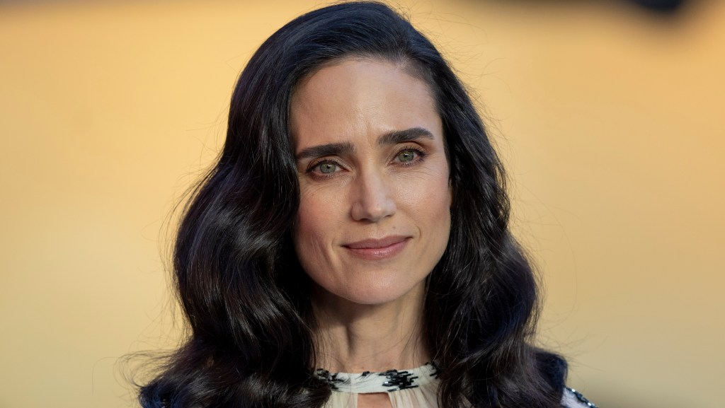 DEADLINE's tweet card. Jennifer Connelly, who starred in 'Top Gun: Maverick,' will star alongside Joel Edgerton in Apple TV+'s upcoming nine-part sci-fi series 'Dark Matter'