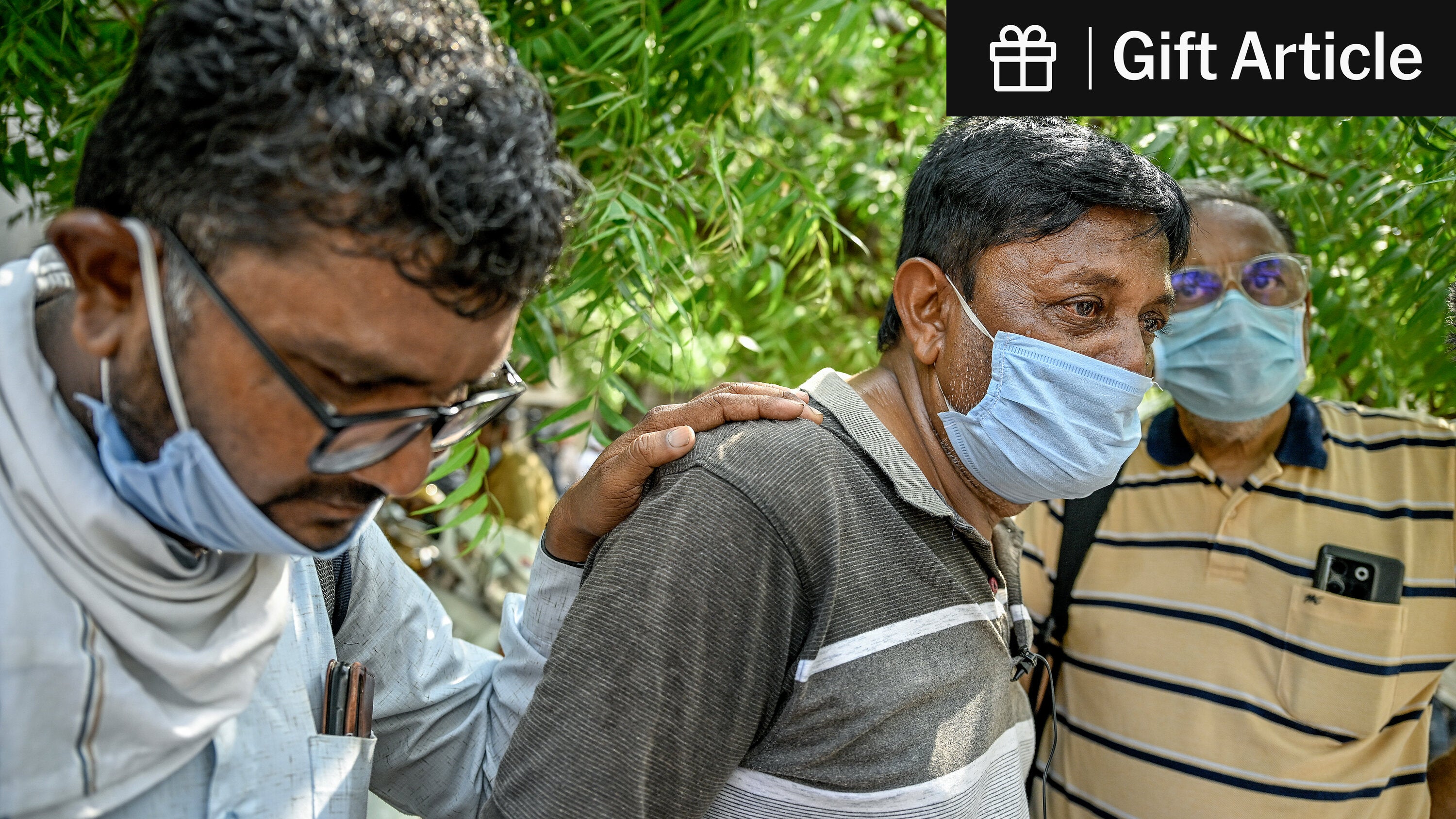 MujMash's tweet card. At the hospital in Ahmedabad, family members were giving DNA samples, waiting for official confirmation of their loss in the Air India disaster, and remembering their loved ones.