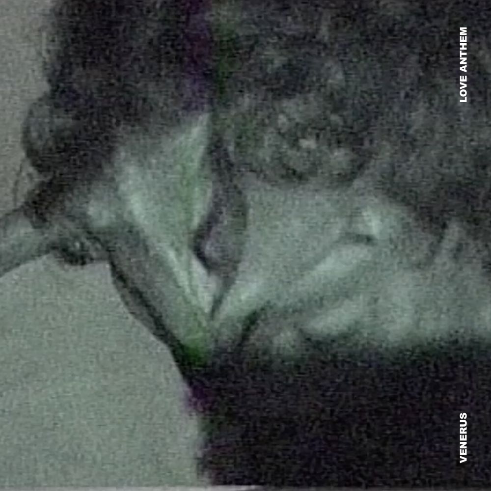 TheFrontRowIt's tweet card. VENERUS, “LOVE ANTHEM” è il nuovo EP fuori per Asian Fake   Due brani di romantica psichedelia  raccontati in un cortometraggio firmato Nike.